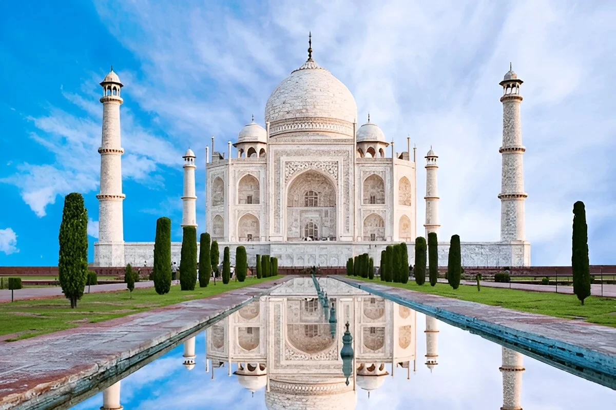 1 Day Vrindavan Agra Same Day Tour Package